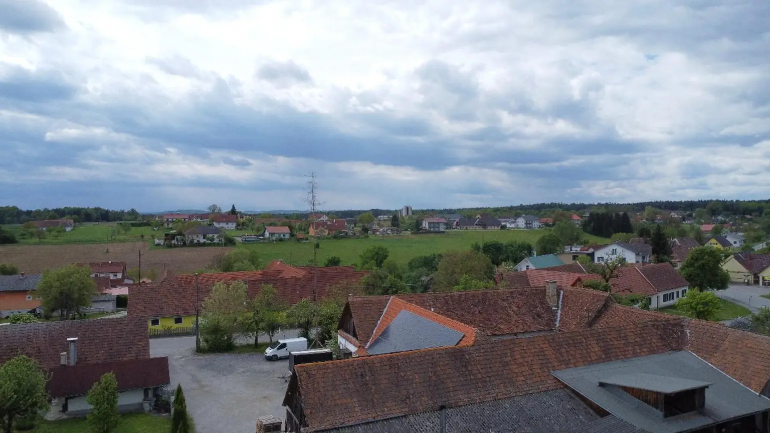 Sicht oberhalb des Grundstücks