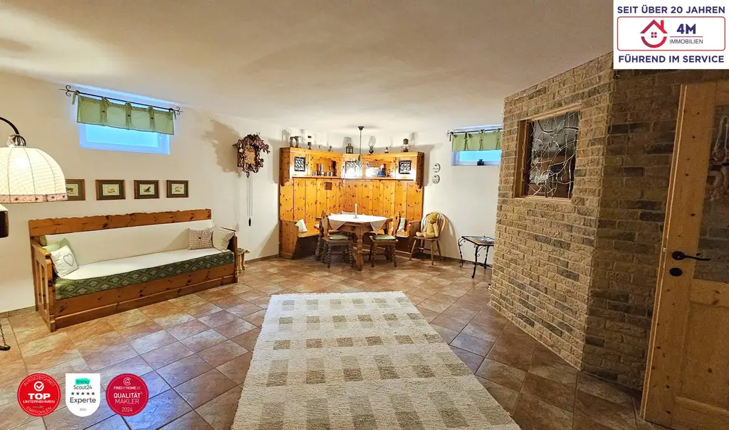 Exklusive Baumeister-Villa  (340 m²) mit PV-Anlage, Doppelgarage & großem Designergarten