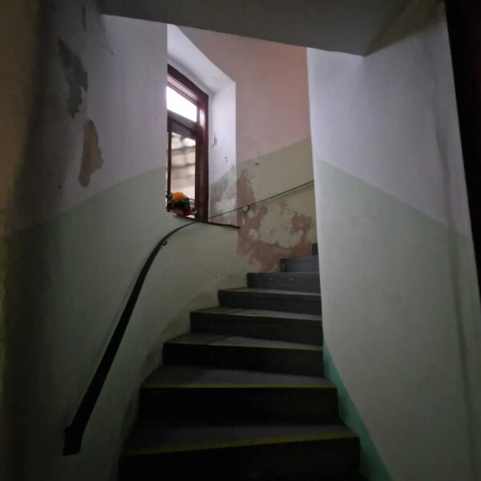 Zinshaus in gefragter Lage des 18. Bezirks - hoher Leerstand & ausbaufähiger Rohdachboden