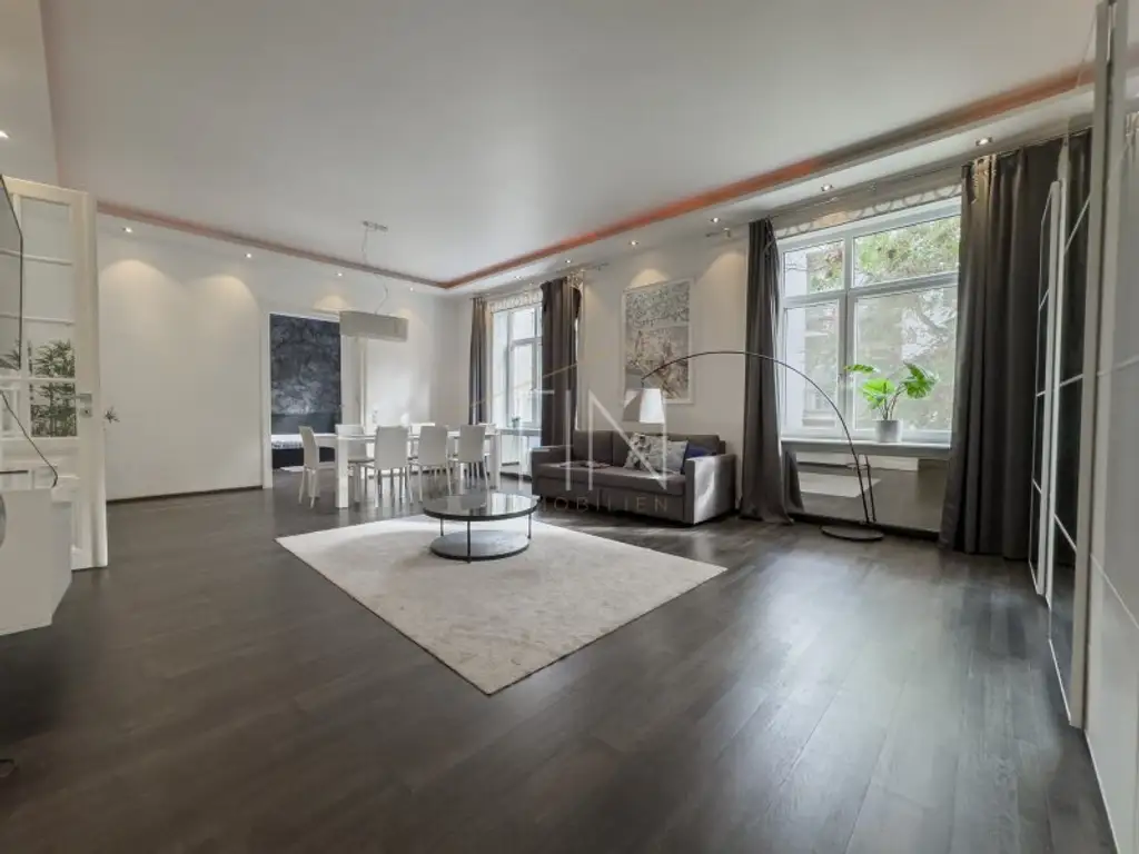 Altbauliebe trifft Wiener Klassik - 124m² Stil und Eleganz im 4. Bezirk