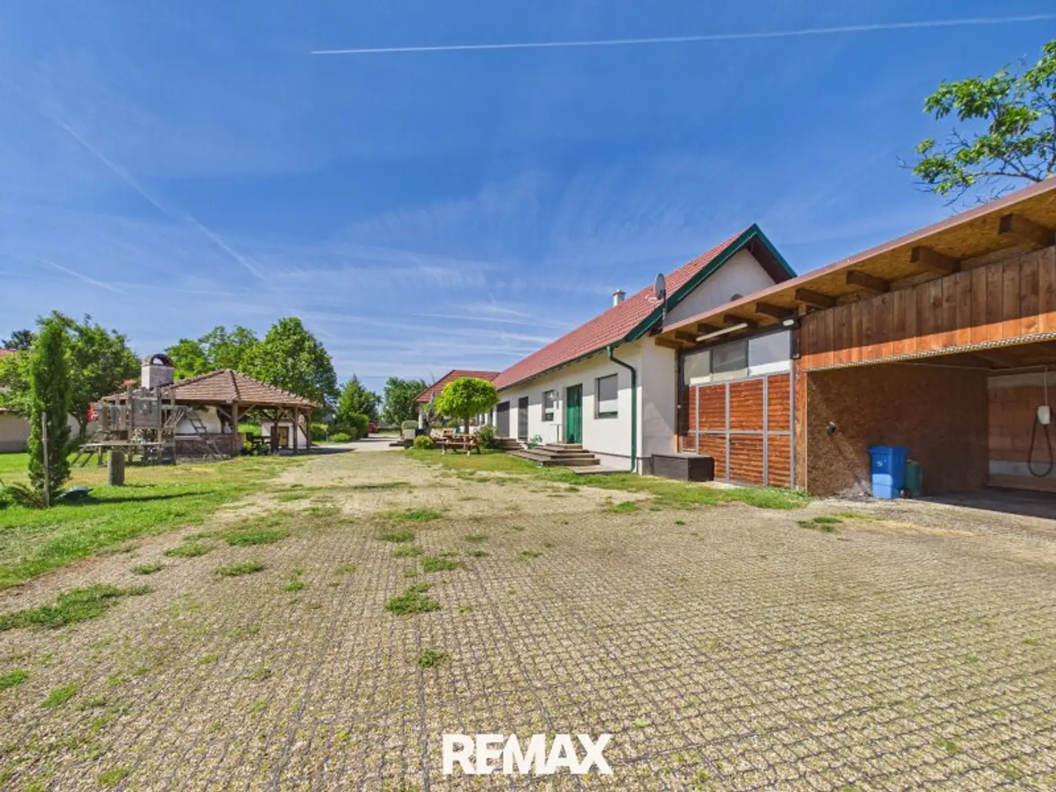 Haus vom Garten aus