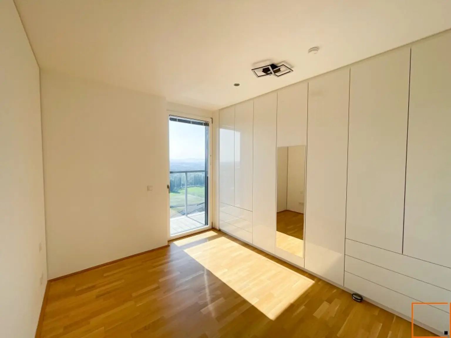 Das erste Schlafzimmer