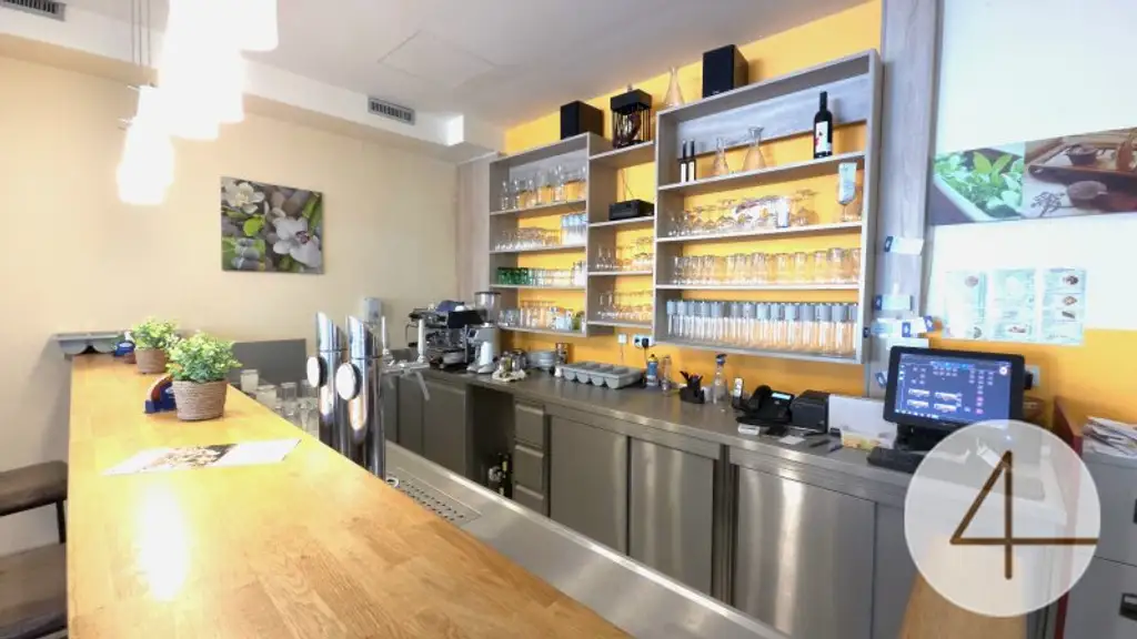 Ofen heiß, Lage top – Einzige Pizzeria im Ort zu übernehmen!