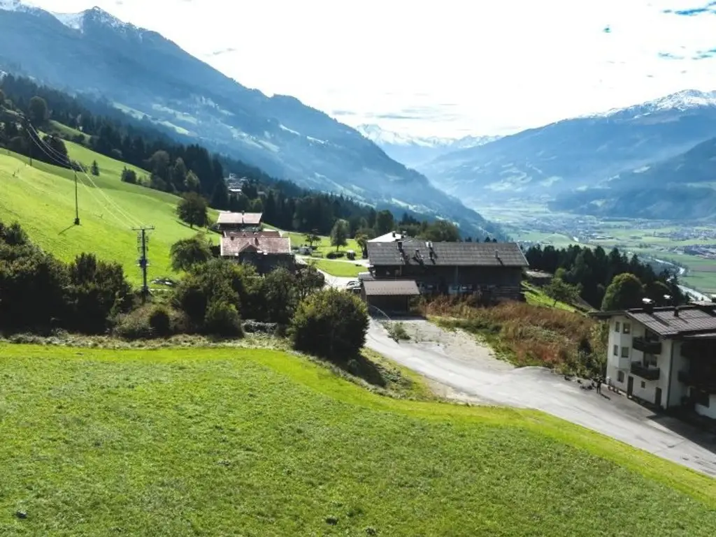 Sonniges Baugrundstück in Hart im Zillertal