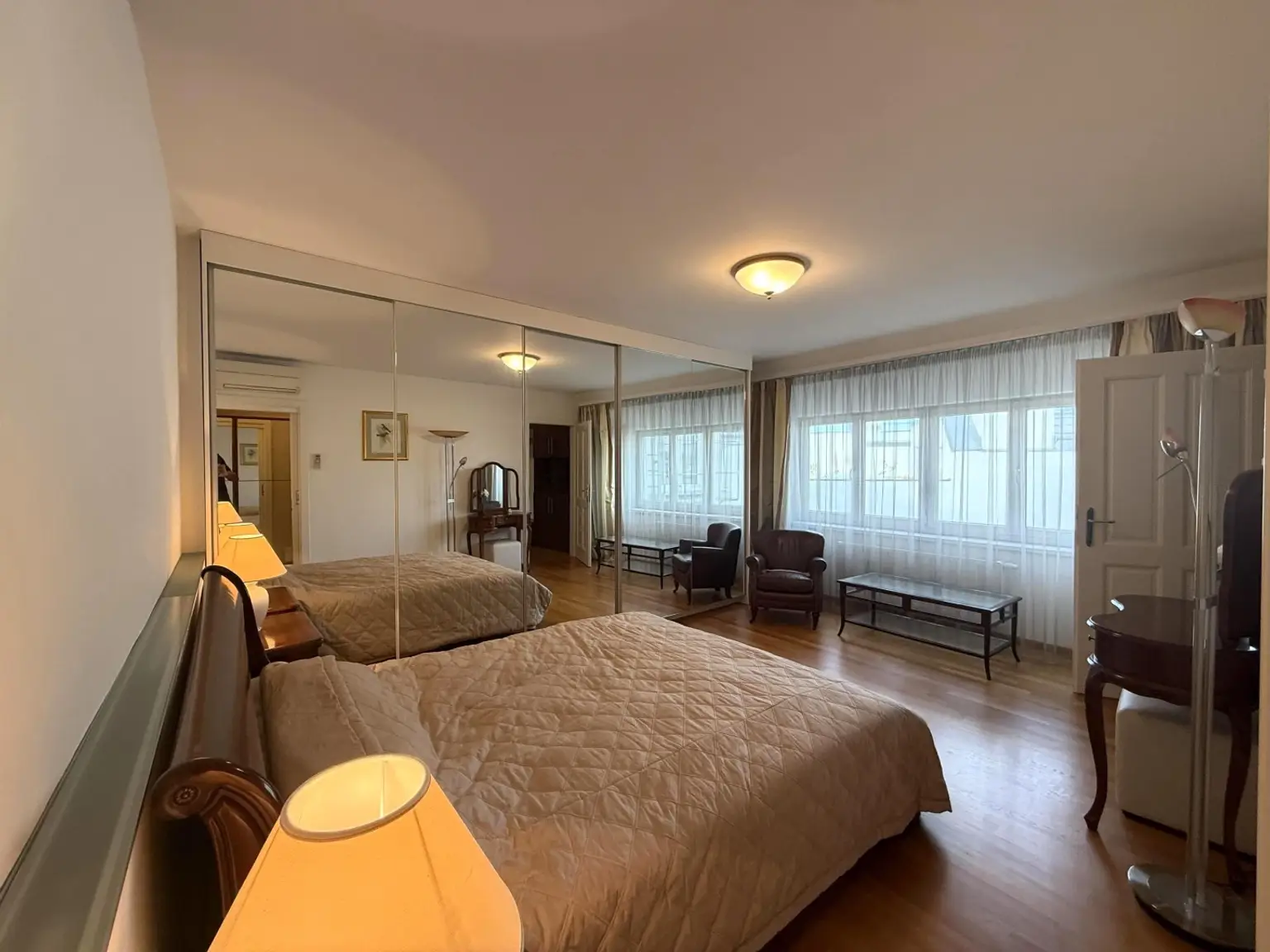 Terrassenmaisonette im Dritten, ein Juwel zum Einziehen // Terrace maisonette in the third (district), a gem to move into //