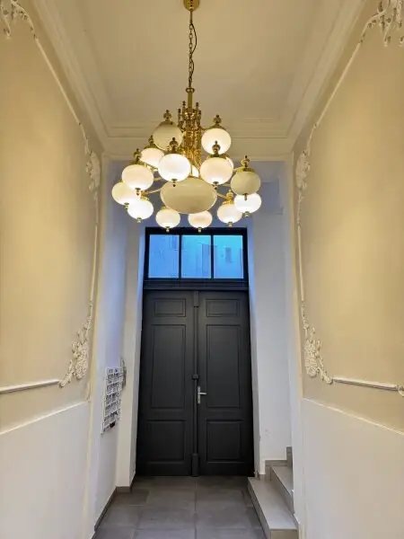 Exklusive 2-Zimmer-Terrassenwohnung im generalsanierten Altbau – Erstbezug mit hochwertiger Ausstattung in 1050 Wien