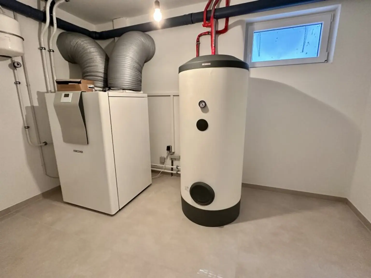 Großzügige Doppelhaushälfte - 5 Zimmer - 2 Bäder - Alte Donau - U1 - U2 - Provisionsfrei für den Käufer!