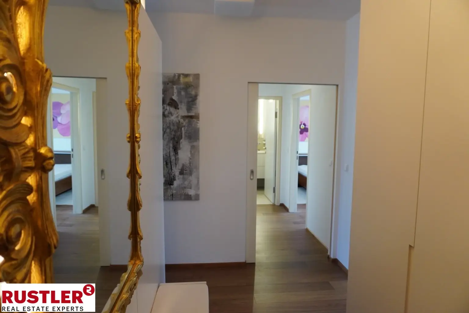 Exklusive Eigentumswohnung am See mit Privatstrand