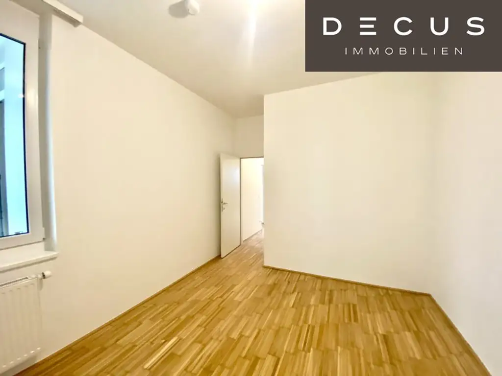 * AB DEZEMBER * 2 ZIMMER WOHNUNG * MIT BALKON * NÄHE HAUPTBAHNHOF UND KEPLERPLATZ * TOP INFRASTRUKTUR