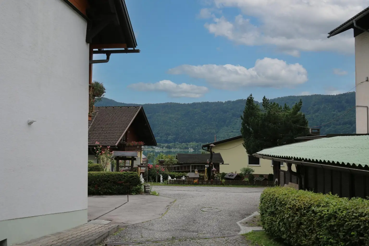 Charmante 2-Geschoss-Wohnung mit Seeblick am Ossiacher See
