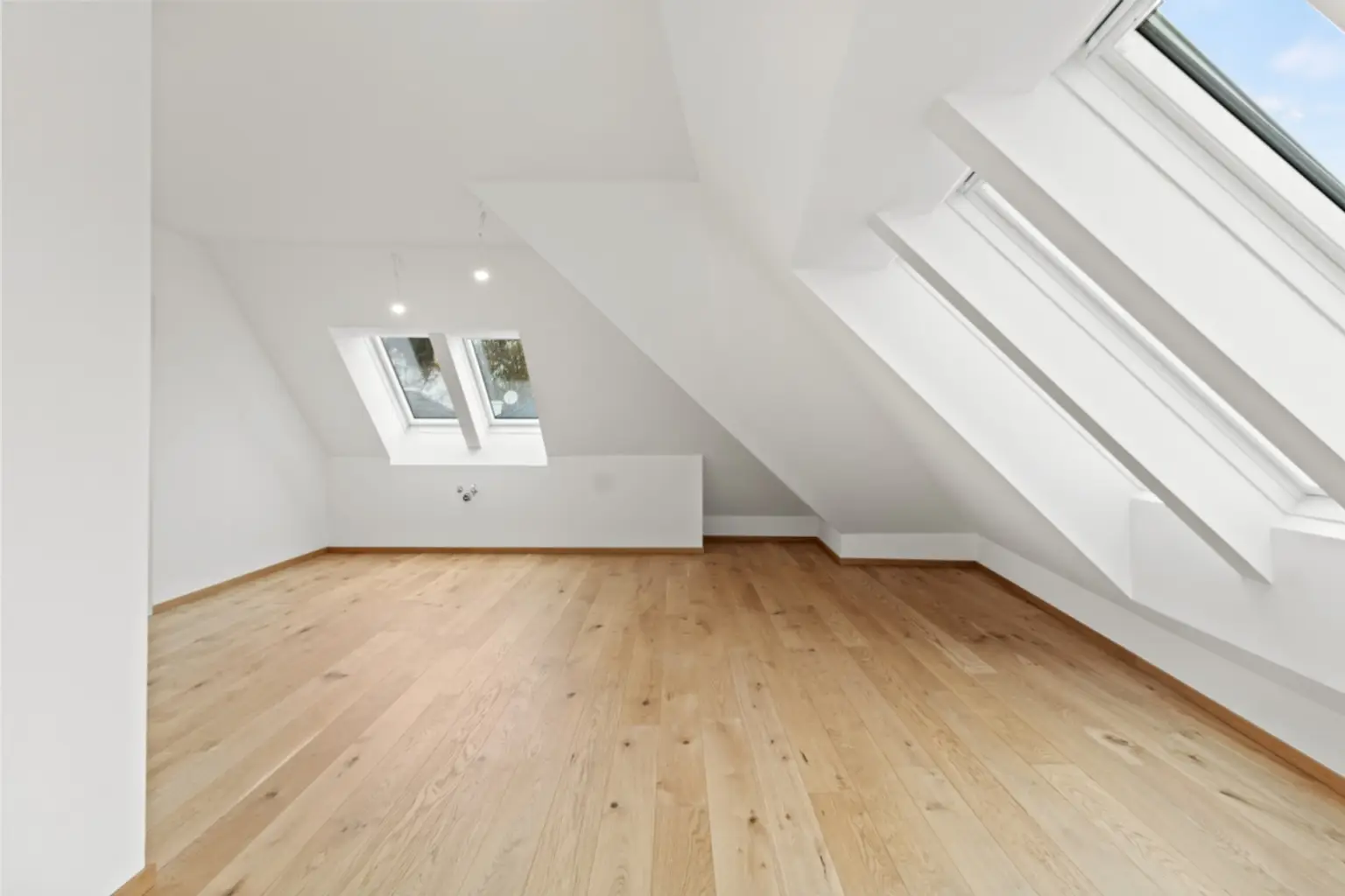 E | ++ NEU ++ MODERNE DREI Zimmer mit DACHTERRASSE - Top Lage! | Prima Service Immobilien