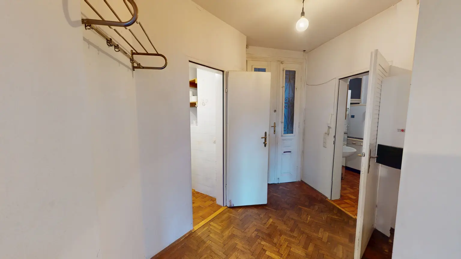 Lichtdurchflutete Altbauwohnung nahe künftiger U5