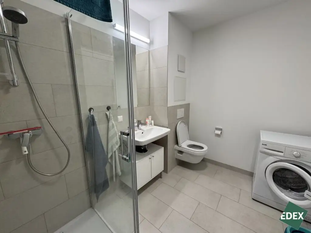 Moderne 2-Zimmer-Wohnung mit Balkon direkt bei der U3