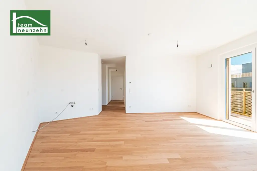 Alles was man sich wünscht – kostengünstige Heizung/“Kühlung“ über Erdwärme, PV-Anlage, weitläufige Grünflächen