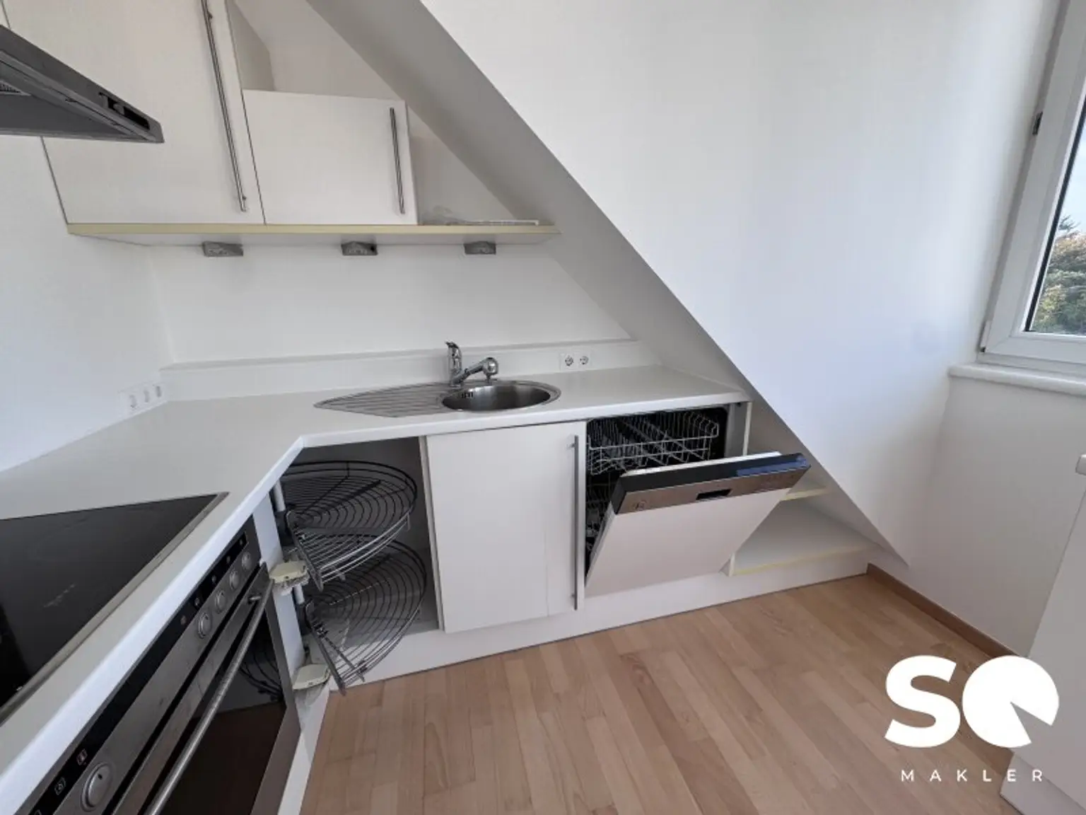 # SQ - HELLE, RUHIGE 2 ZIMMER DG-WOHNUNG INKL. TERRASSE - NÄHE RIVERSIDE - 1230 WIEN - TAG DER OFFENEN TÜR: 31.10.2025 14:00-17:00