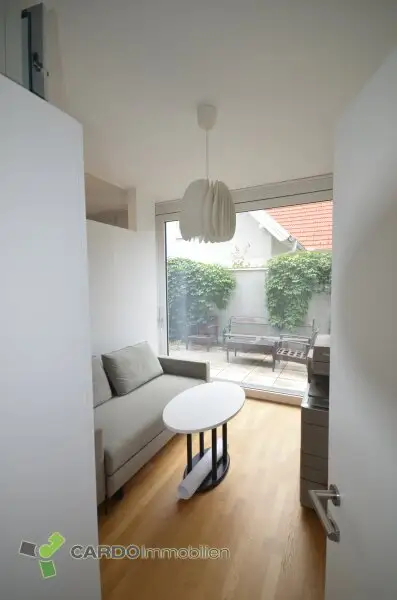 Kleine Hochzeitssaal, attraktive Gewerbefläche, branchenfrei, zu vermieten, ca. 250 m², Nähe UNO City & U-Bahn