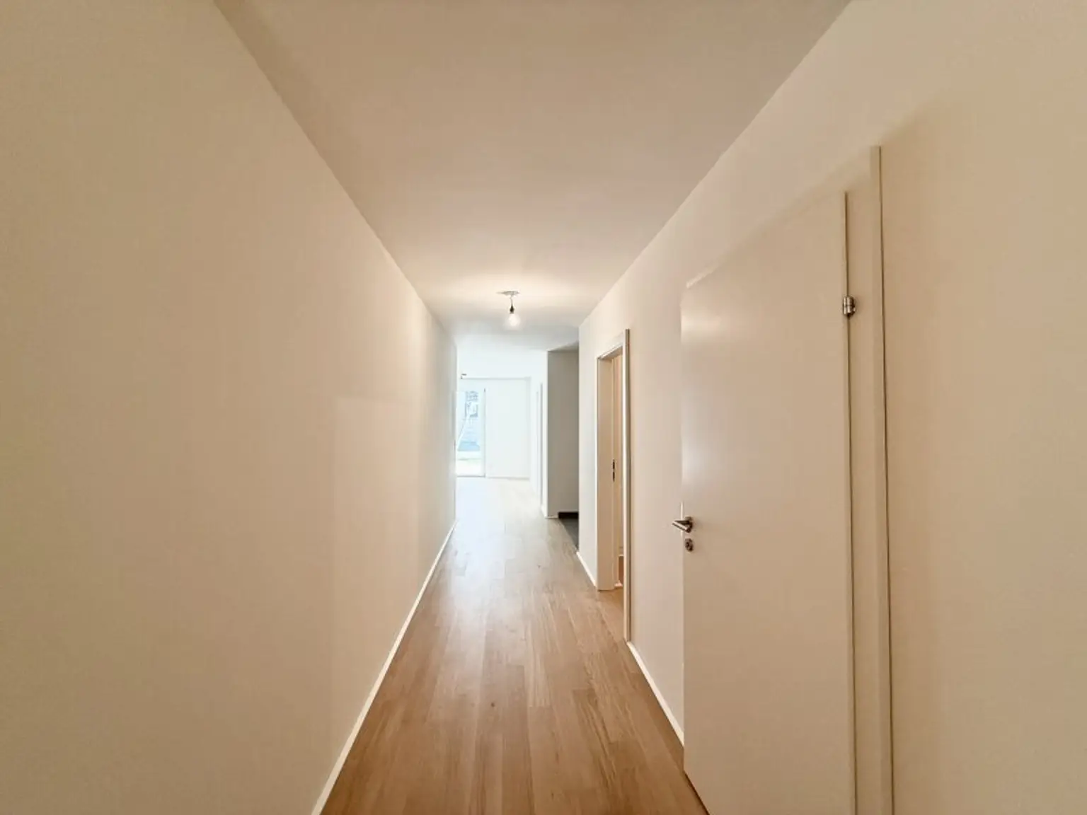 Wunderbare 2-Zimmer Gartenwohnung in ruhiger Lage zum genießen! Eigengrund und provisionsfrei ab sofort