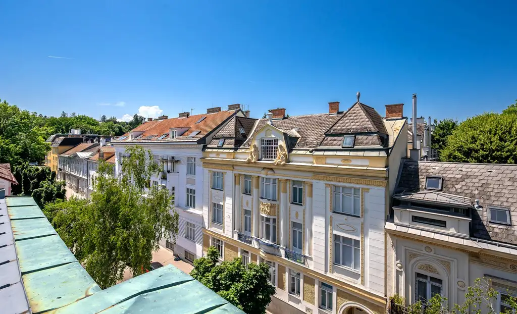 Rarität: Stadt-Villa mit weitläufigem Garten an exklusiver Hietzinger Adresse