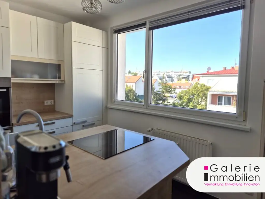 Top-Wohnung mit Loggia - zentral begehbar - Weitblick