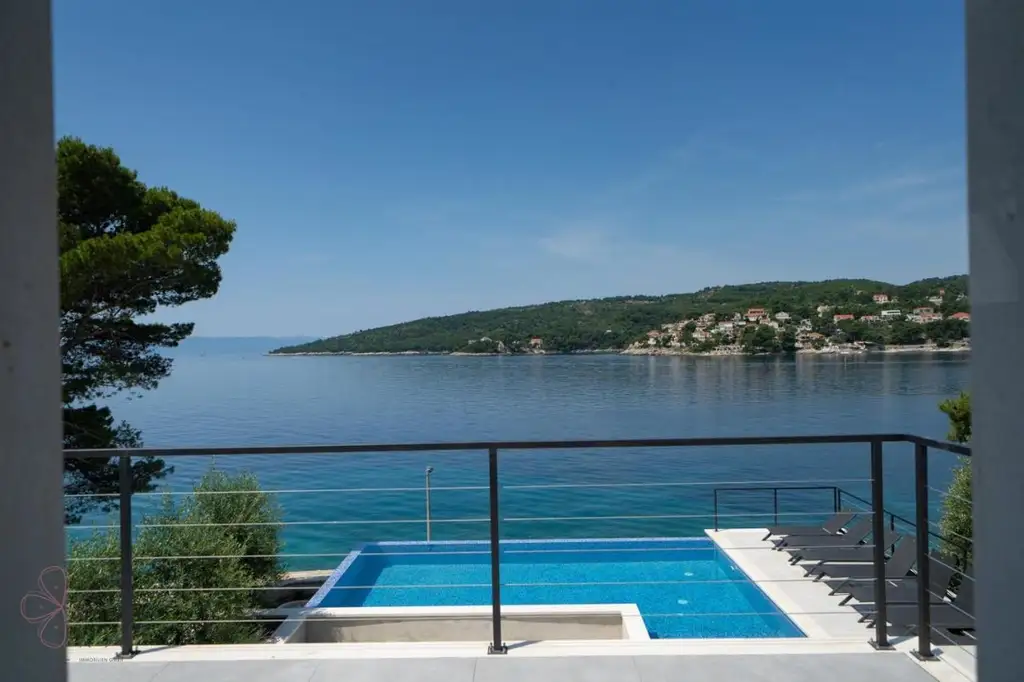Steinvilla direkt am Meer – Exklusives Anwesen auf der Insel Brač