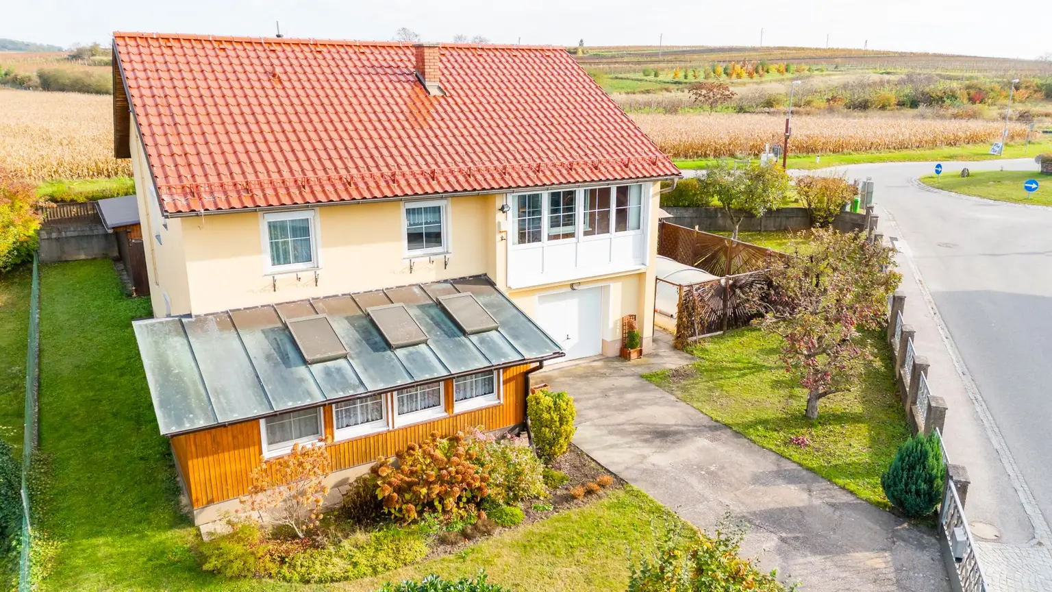 Einfamilienhaus als perfekte Basis für Ihr Traumhaus in der Weinregion Straßertal