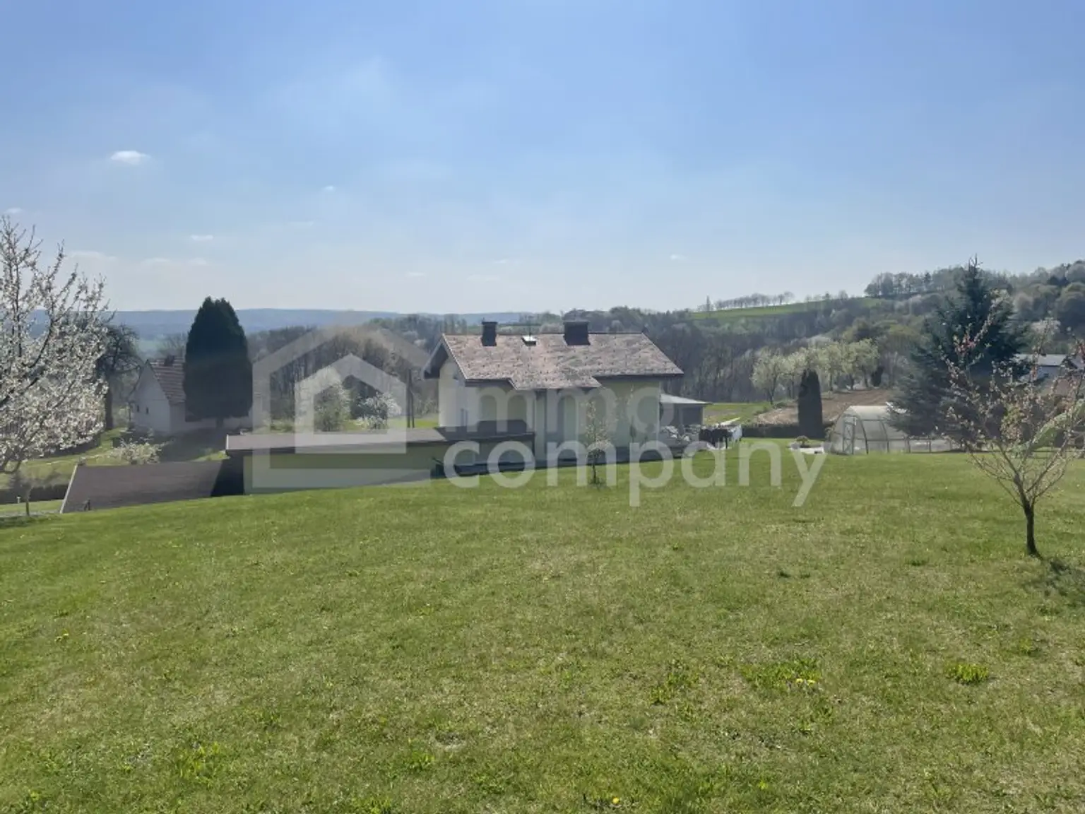 Grenznaher Familienhit - 1-2 Wohneinheiten - super gepflegt - viele Highlights