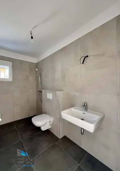 NEU! TRAUMHAFTE 5 ZIMMER DOPPELHAUSHÄLFTEN MIT EIGENGÄRTEN IN MARKGRAFNEUSIEDL!