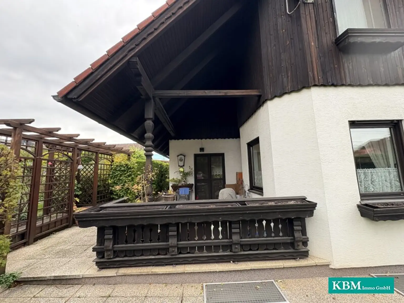 Gepflegtes Haus mit Terrasse in ruhiger Siedlungslage