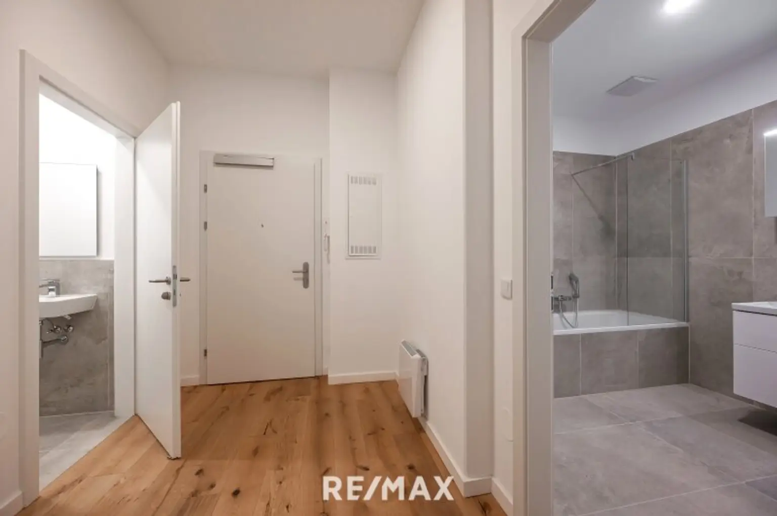 Vorzimmer | Ansicht Bad