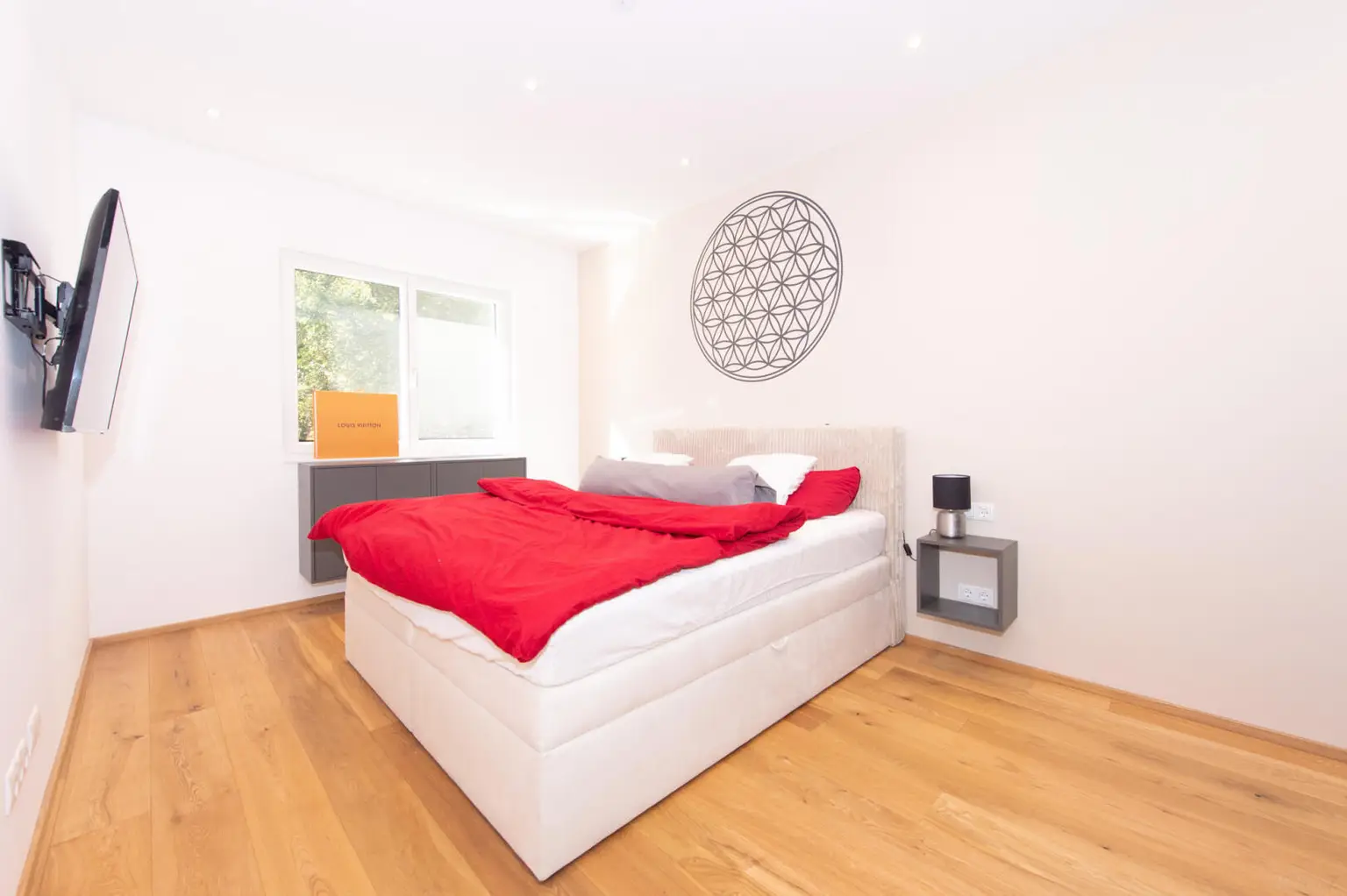 Stylisches Zuhause in Hart bei Graz – modern, bezugsbereit & neuwertig vollmöbliert