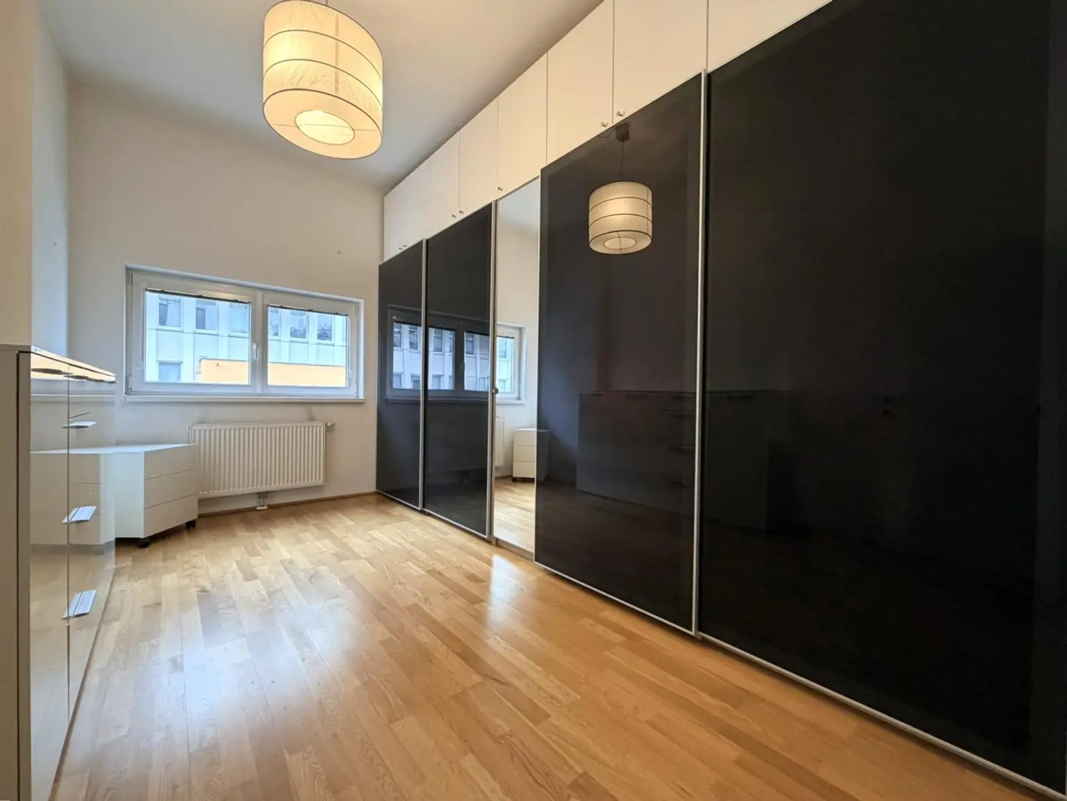 15 Zimmer2 derzeit Schrankraum