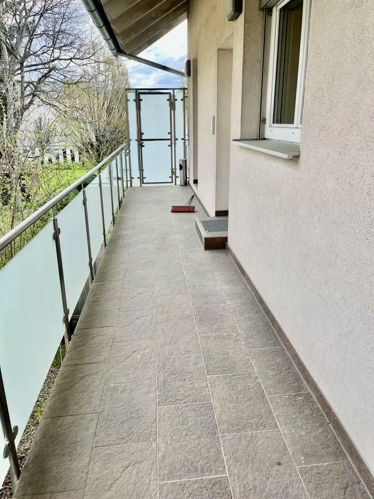 Maisonette: 1.OG und Dachgeschoss mit uneinsichtiger Dachterrasse, Parkplatz, top Ausstattung, Andritz