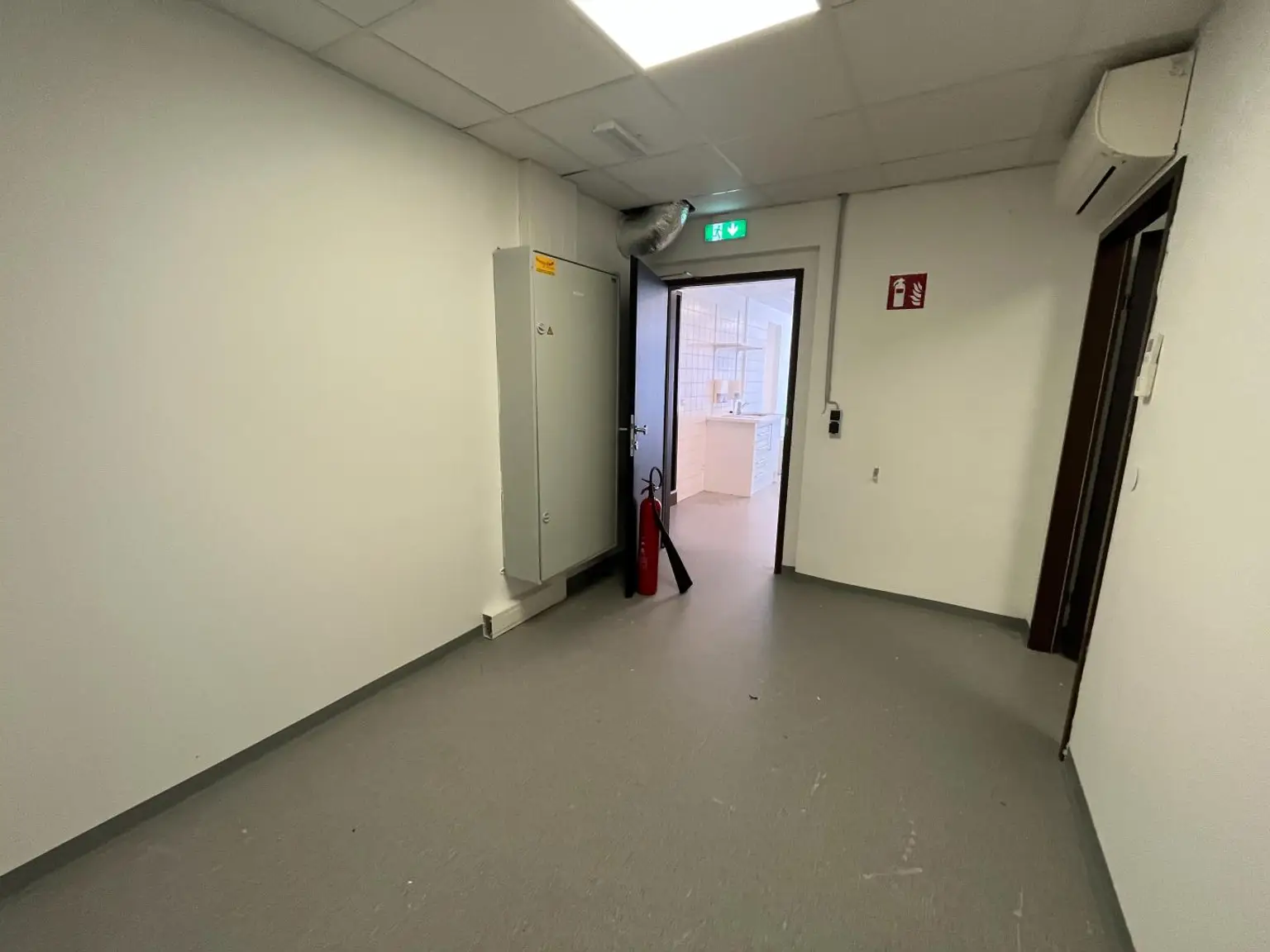 Perfekte Sichtbarkeit - vielseitig nutzbares Geschäftslokal - erweiterbar!