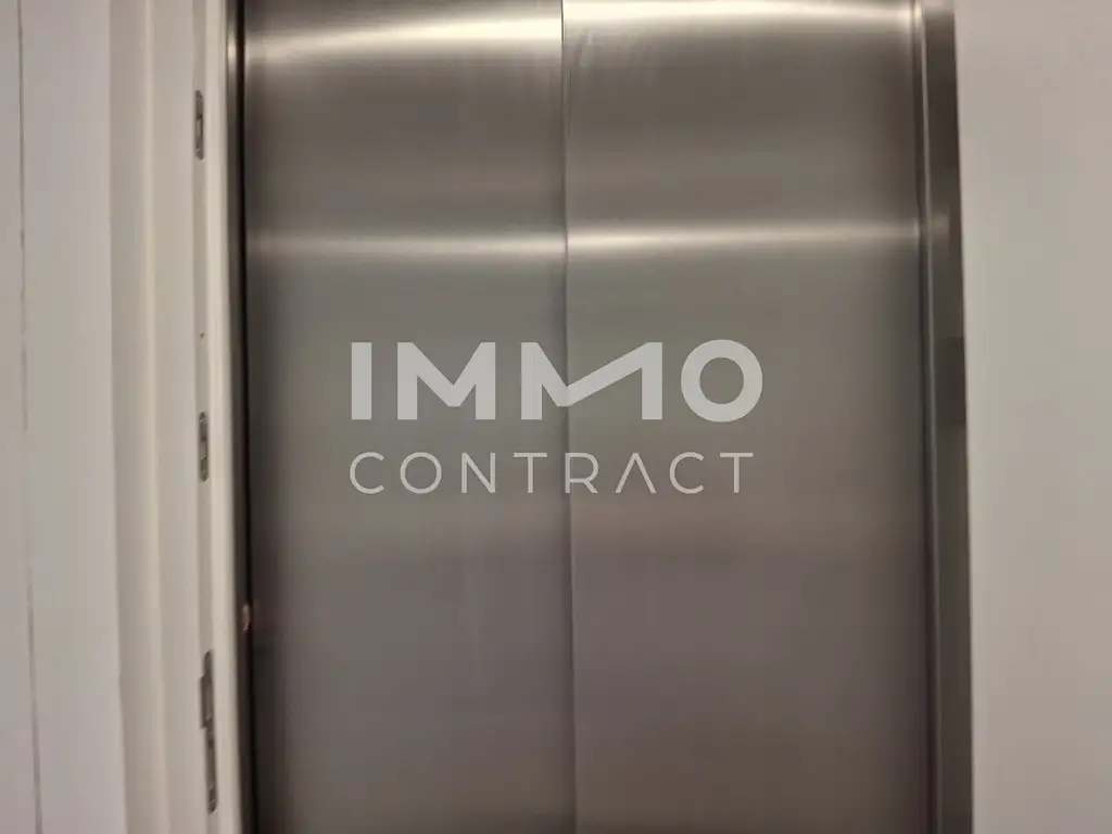5-Zimmer-Penthouse mit zwei Terrassen – eigener Lift, Nähe zur U-Bahn