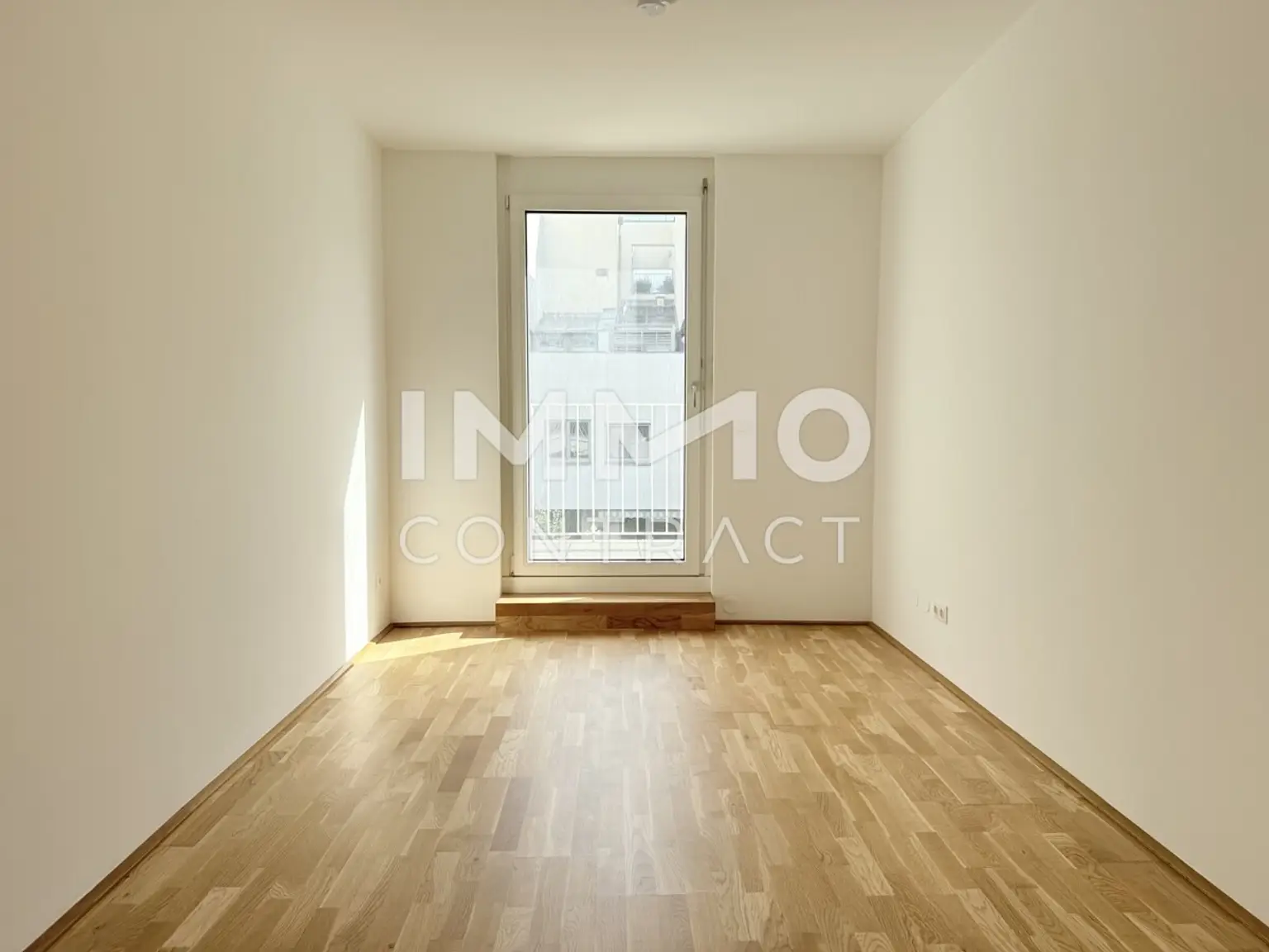 EDI N° 7 - großzügige 3 - Zimmer - Wohnung mit großer Freifläche