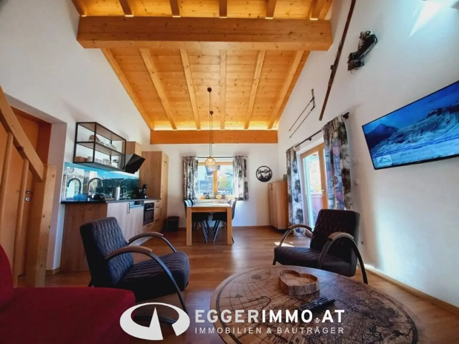 Living and Renting in the Heart of Kaprun – Exclusive Multi-Family House with Separate Apartment