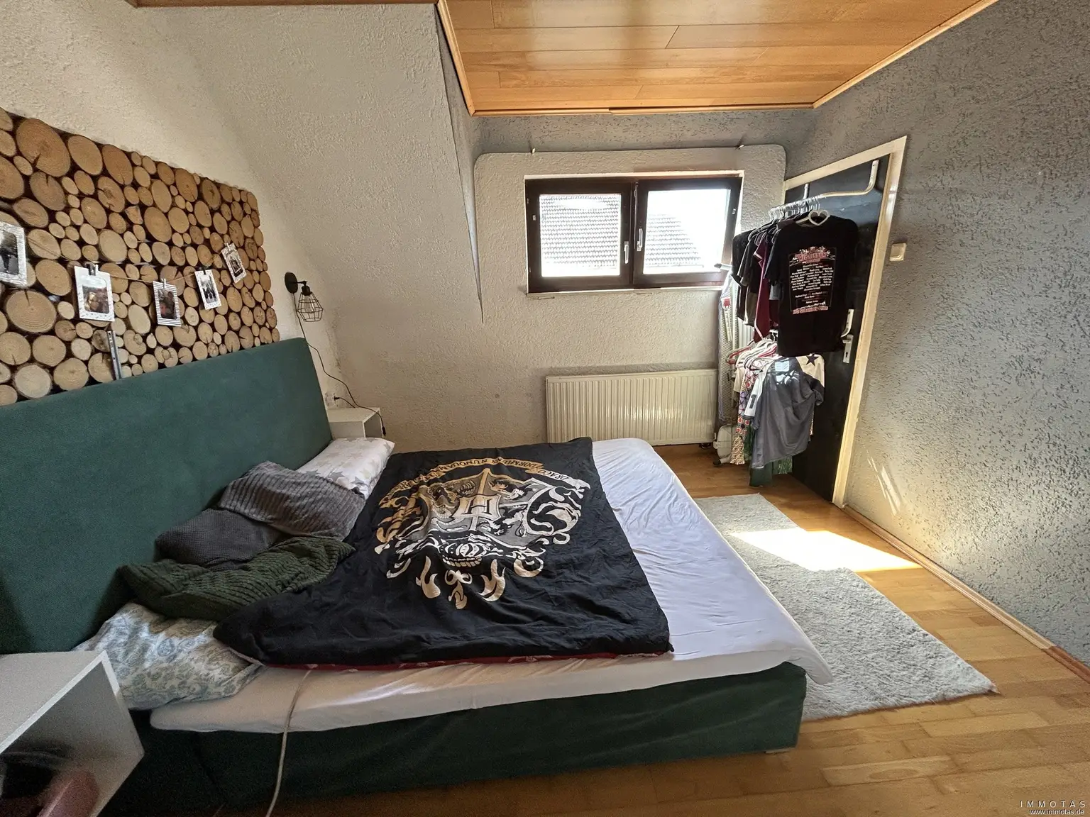 Schlafzimmer DG