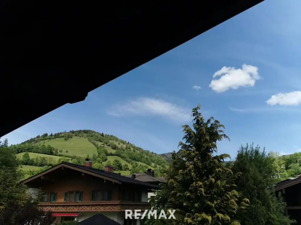 EINFAMILIENHAUS MIT ZWEITWOHNSITZWIDMUNG