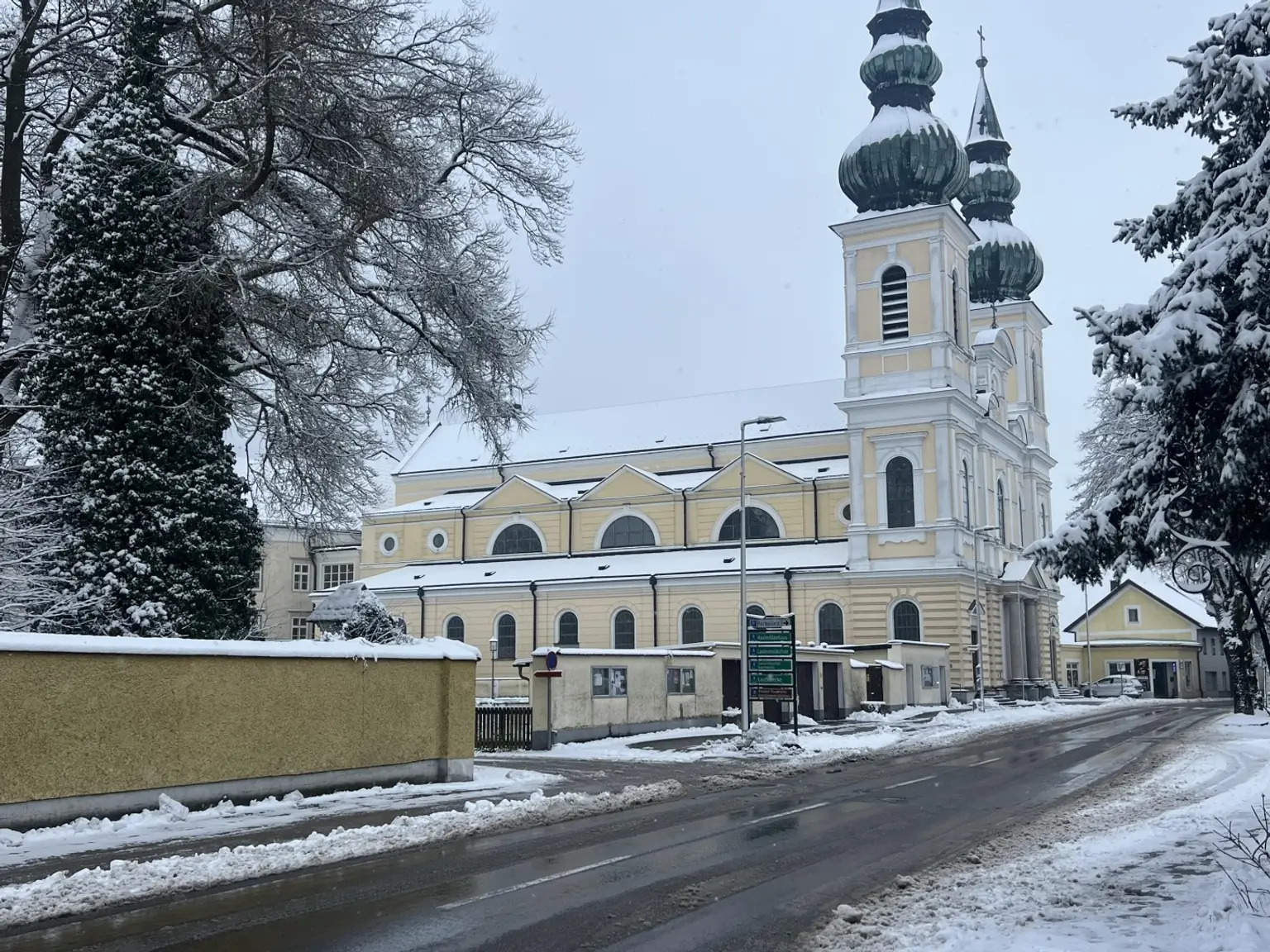 Kirche Puchheim 100 Meter