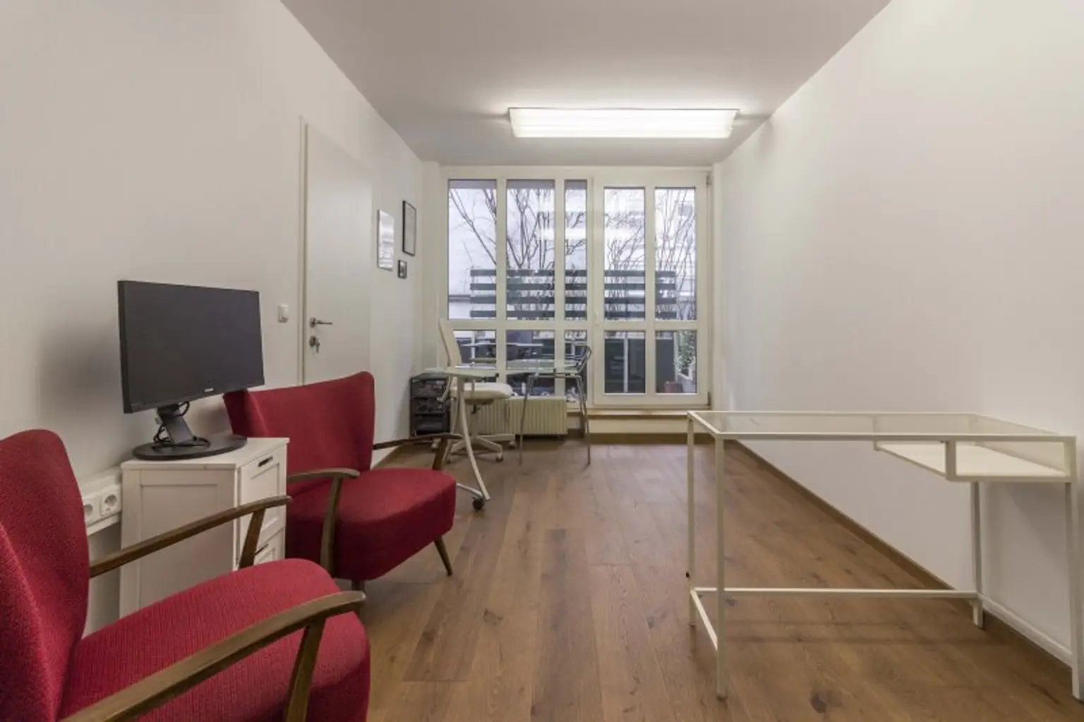 Mariahilfer Straße - Büro mit Terrasse & Garten - Parkplatz möglich