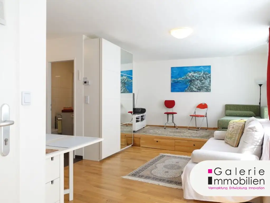 Schöne, helle und ruhige 1-Zimmer-Wohnung mit U-Bahn und Bus in Gehweite!