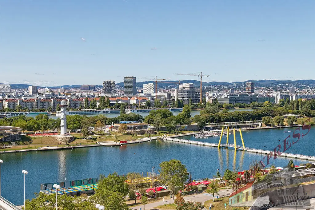 POOL | SONNENDECK | GYM | WELLNESS = 1-Zimmer-Wohnung + BALKON = ERSTBEZUG = DANUBEFLATS