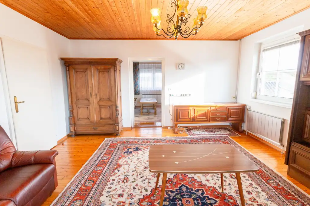 Einfamilienhaus als perfekte Basis für Ihr Traumhaus in der Weinregion Straßertal