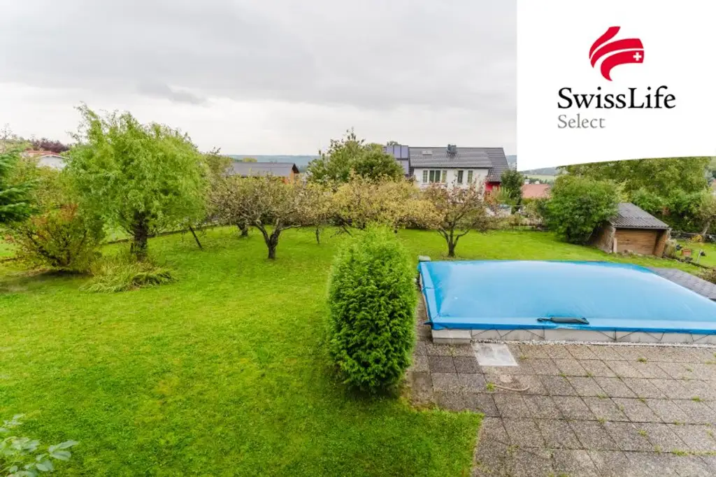 Großzügig Wohnen in traumhafter Lage | Einfamilienhaus in Saaß/Garsten mit Pool, großem Garten, Doppelgarage uvm.