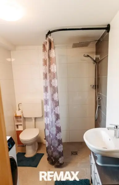 Badezimmer 1