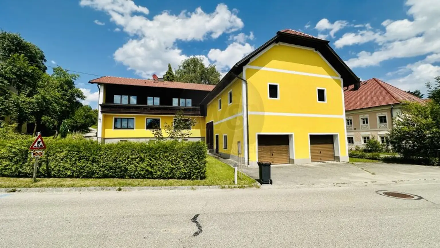 Großzügiges Einfamilienhaus mit sehr viel Platz