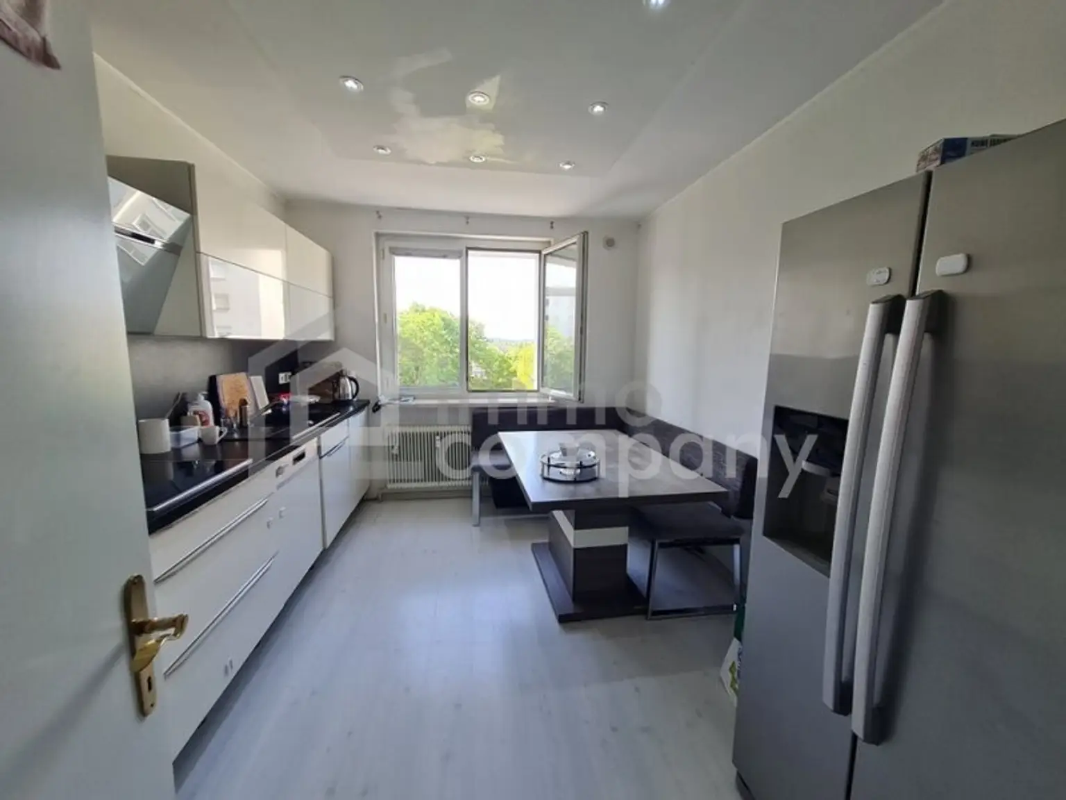 Wels/Gartenstadt : Tolle geräumige Eigentumswohnung 92m² - Loggia - Kfz Abstellplatz