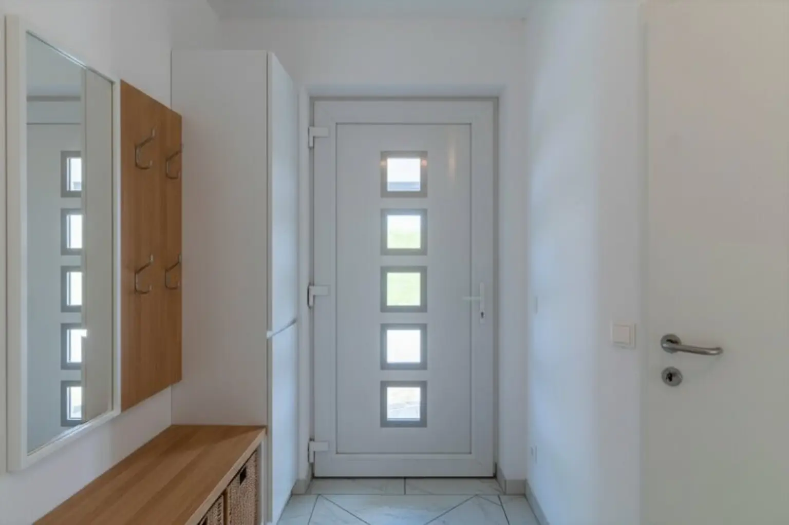 DOPPELHAUSHÄLFTE im GRÜNEN - MIETE oder KAUF!