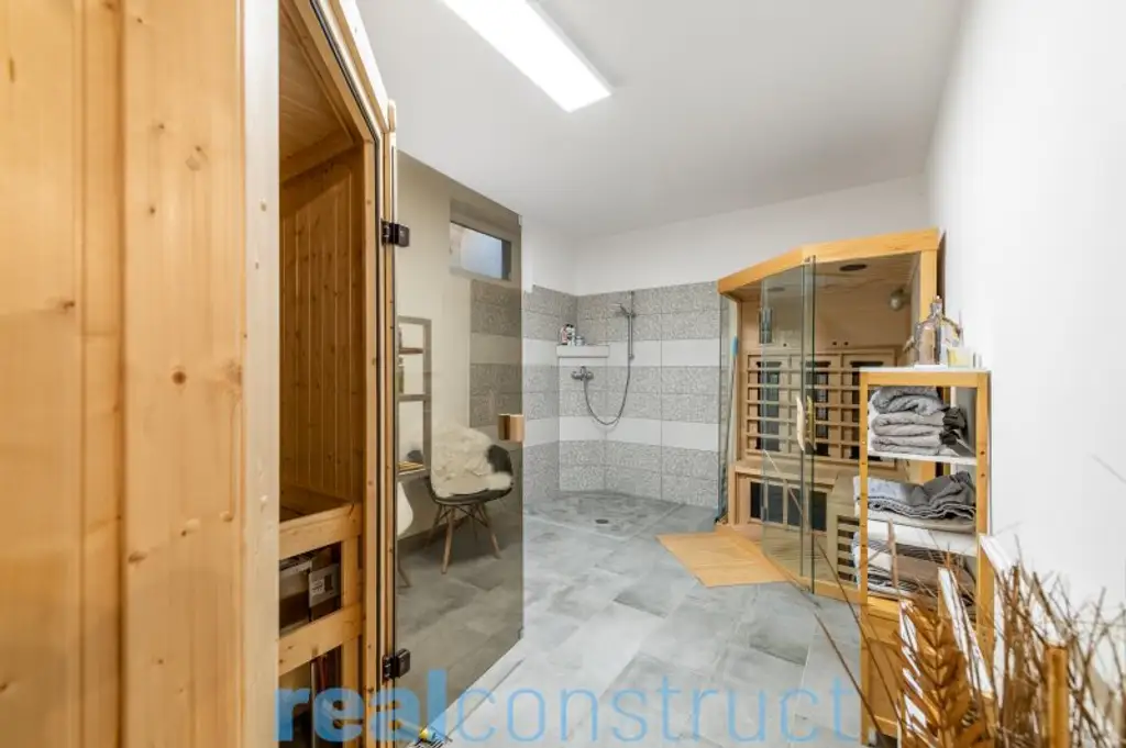 Ökologisch nachhaltiges Einfamilienhaus mit ERDWÄRME-Heizung in bester Lage von Bad Erlach