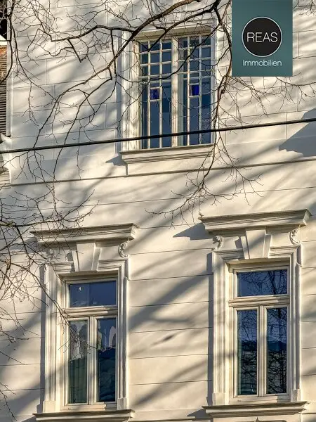 Provisionsfrei: Traumhaftes Stadthaus mit Garten in Gersthofer Bestlage!